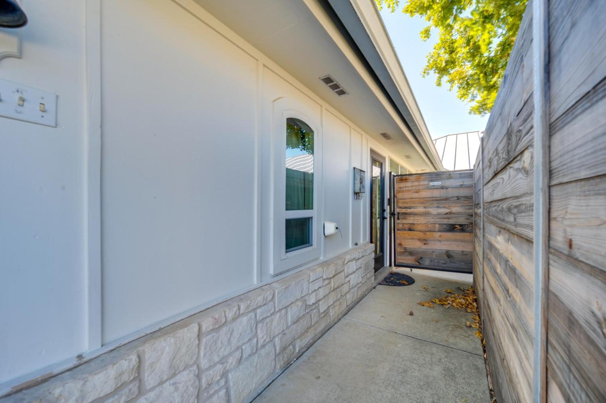 Fredericksburg Regan Cottage With Hot Tub! Bagian luar foto